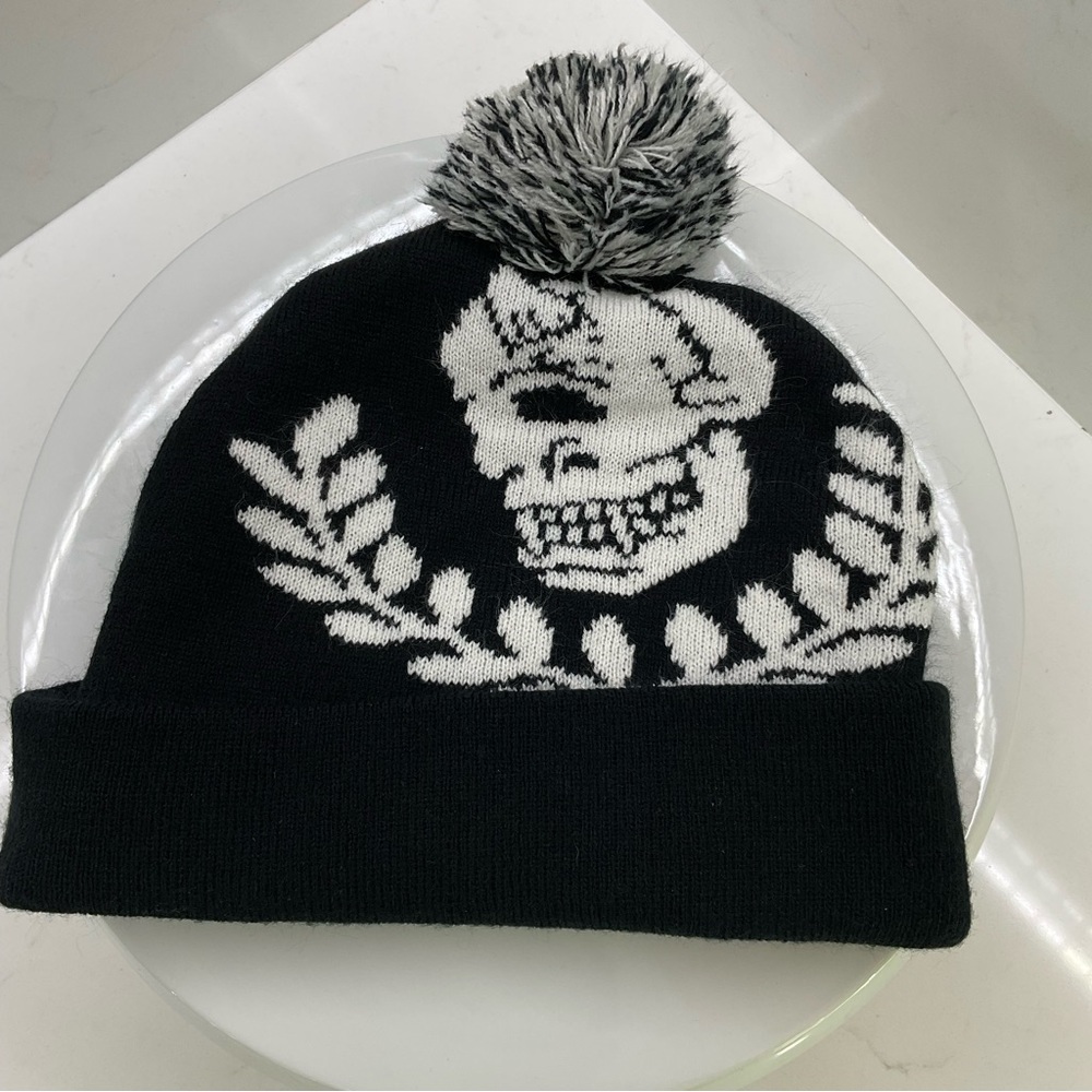 MNWKA + New Era Skull Winter Hat With Pom